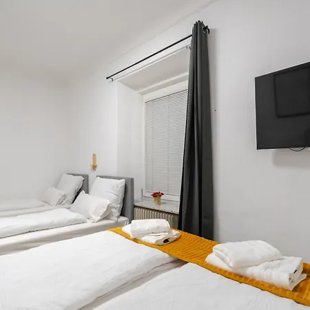 דירה Coy - Near Uni & Station With 24 7 Check-in לאובן