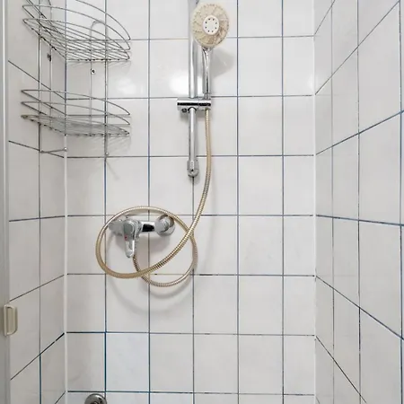 Coy - Near Uni & Station With 24 7 Check-in Apartment Leoben (Styria)