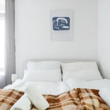 Coy - Near Uni & Station With 24 7 Check-in Apartmán Leoben (Styria)