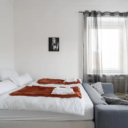 Apartmán Coy - Near Uni & Station With 24 7 Check-in