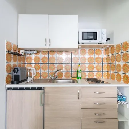Coy - Near Uni & Station With 24 7 Check-in Apartment Leoben (Styria)