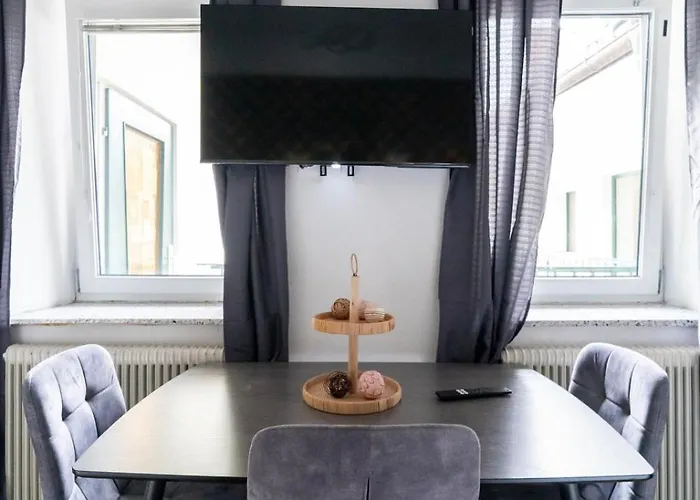 Coy - Near Uni & Station With 24 7 Check-in *