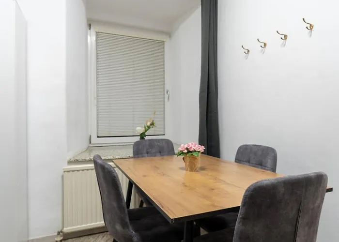 Coy - Near Uni & Station With 24 7 Check-in Apartment Leoben (Styria)