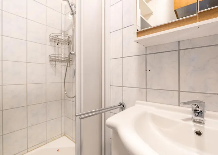 Apartment Coy - Near Uni & Station With 24 7 Check-in Leoben (Styria)