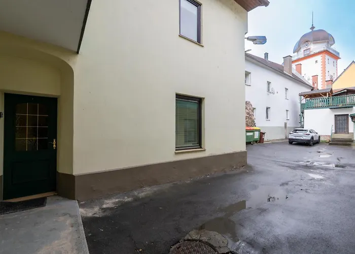 Coy - Near Uni & Station With 24 7 Check-in Apartment *